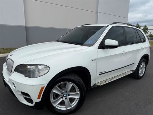 Used 2011 BMW X5 xDrive35d AWD/4WD image 2