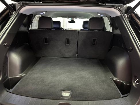 Used 2022 Chevrolet Blazer LT AWD/4WD image 24