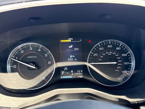 Used 2021 Subaru Crosstrek 2.5i Limited AWD/4WD image 25