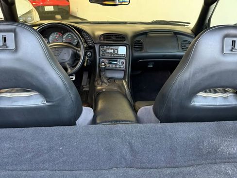 Used 1999 Chevrolet Corvette Coupe w/ Memory Pkg RWD image 22