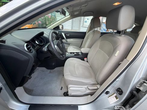 Used 2012 Nissan Rogue S FWD image 24