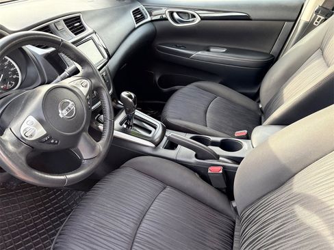 Used 2019 Nissan Sentra SV image 11
