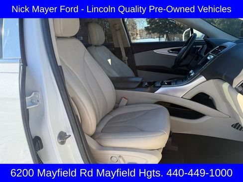 Used 2020 Lincoln Nautilus Premier w/ Equipment Group 101A image 27