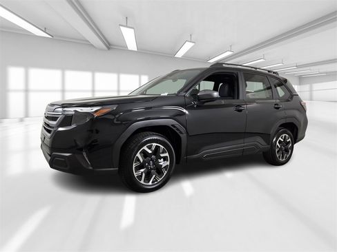 New 2025 Subaru Forester Premium w/ Convenience Package #1 image 2