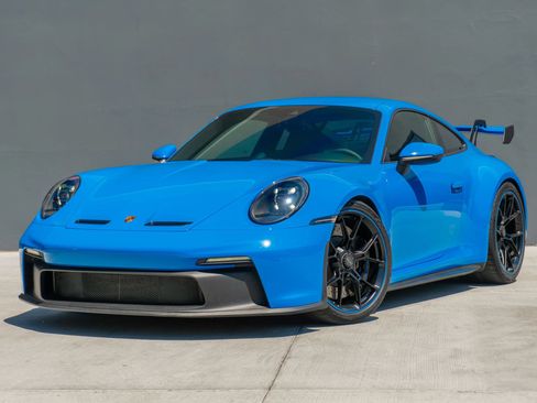 Used 2022 Porsche 911 GT3 RWD image 3