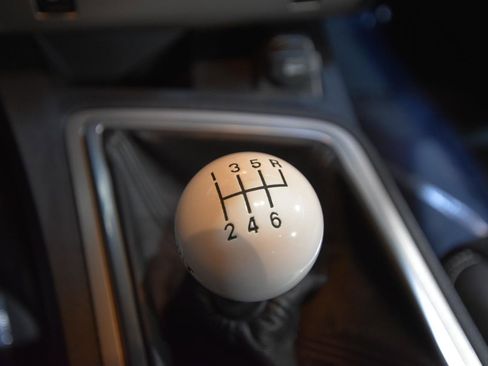 Used 2012 Dodge Challenger SRT8 image 33