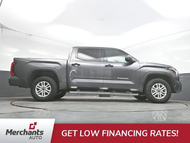 Used 2022 Toyota Tundra SR5 AWD/4WD image 42
