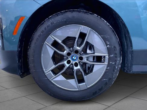 Certified 2023 BMW iX xDrive50 image 10