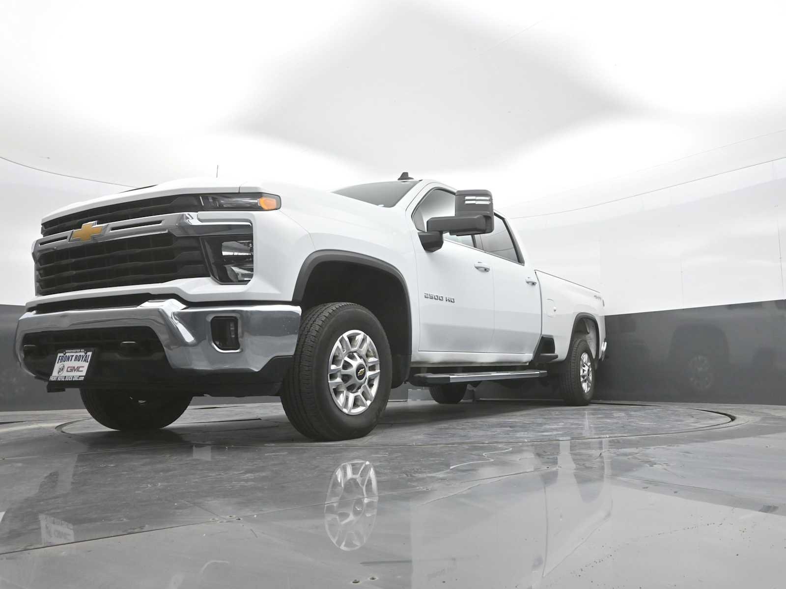 Used 2025 Chevrolet Silverado 2500 LT w/ Convenience Package AWD/4WD image 44