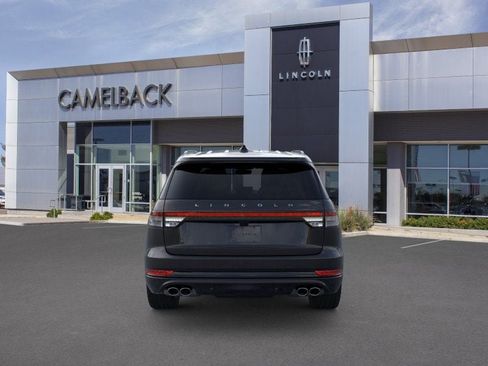New 2026 Lincoln Aviator AWD w/ Jet Appearance Package image 5