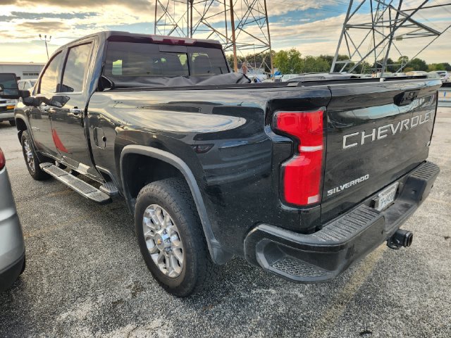 Used 2025 Chevrolet Silverado 2500 LTZ w/ Z71 Chrome Sport Edition AWD/4WD image 4