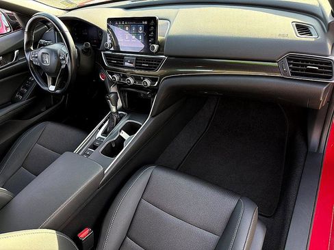 Used 2021 Honda Accord Sport image 18