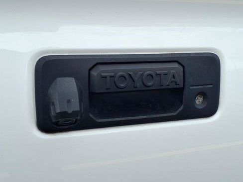 Certified 2021 Toyota Tacoma TRD Sport AWD/4WD image 32