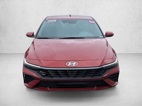 Certified 2026 Hyundai Elantra SE w/ Cargo Package FWD image 2