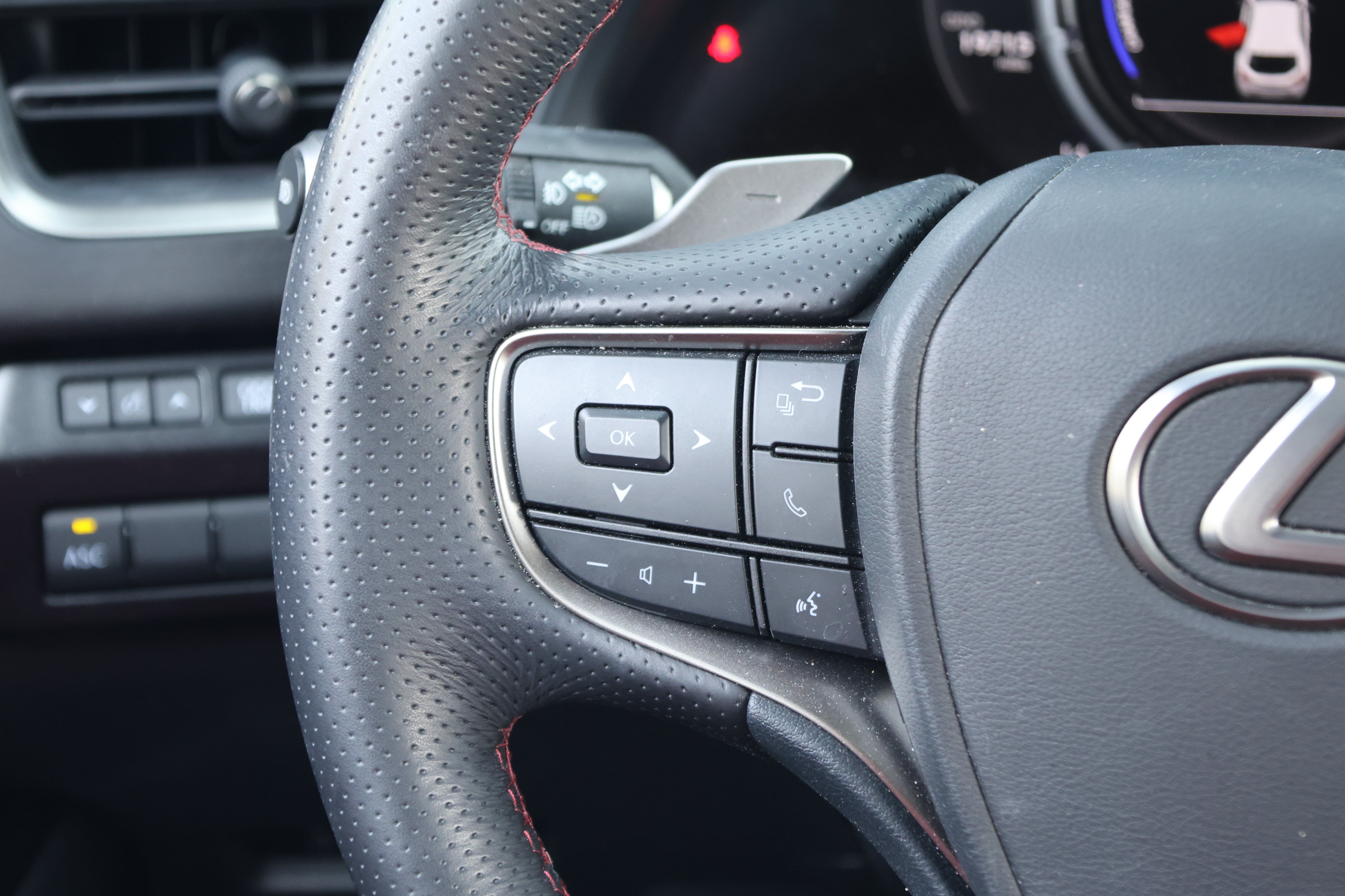 Certified 2023 Lexus UX 250h F Sport FWD image 19