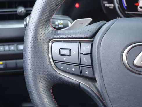 Used 2023 Lexus UX 250h F Sport FWD image 19