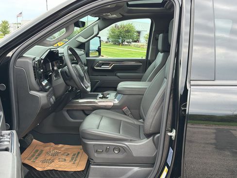 Used 2026 Chevrolet Silverado 3500 LTZ w/ Trail Boss Package AWD/4WD image 14