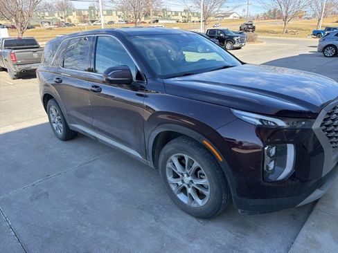 Used 2022 Hyundai Palisade SE image 2