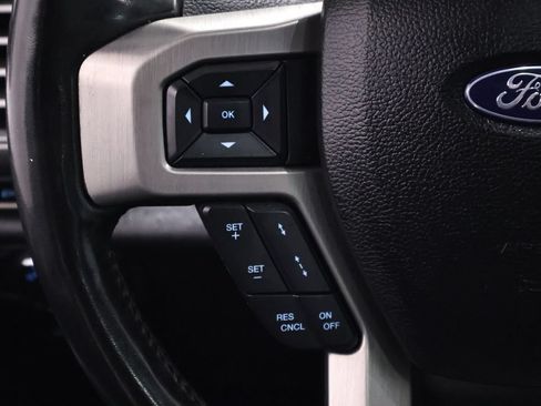 Certified 2019 Ford F450 Platinum w/ Platinum Ultimate Package AWD/4WD image 27