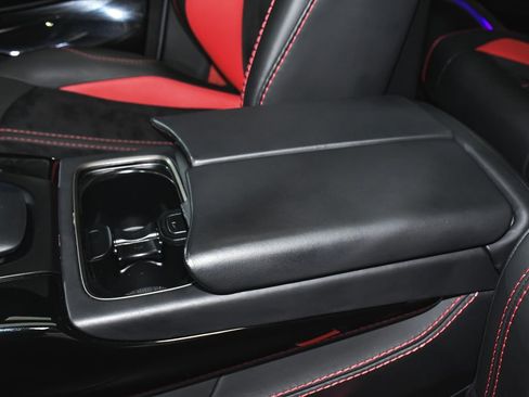Used 2023 Aston Martin DBX AWD/4WD image 44