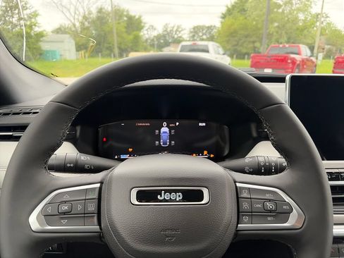 New 2026 Jeep Compass Limited AWD/4WD image 21