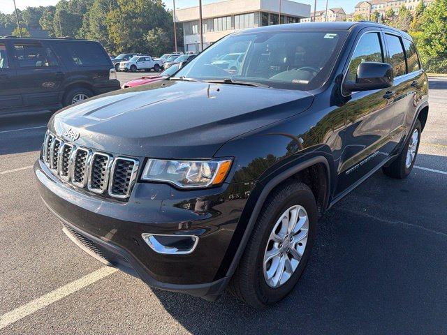 Used 2022 Jeep Grand Cherokee Laredo X AWD/4WD image 1