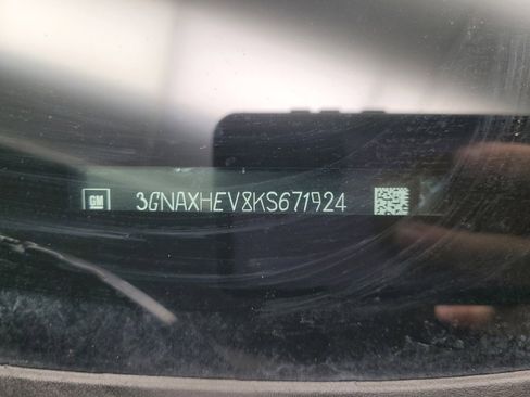 Used 2019 Chevrolet Equinox LS image 33