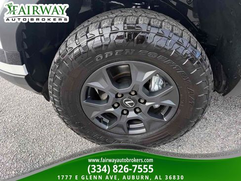 Used 2025 Lexus GX 550 AWD/4WD image 31
