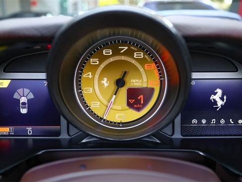 Certified 2022 Ferrari 812 GTS image 31