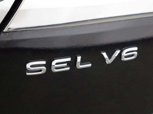 Used 2022 Volkswagen Atlas SEL image 45