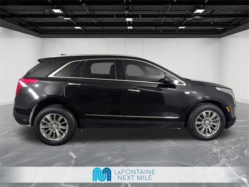 Used 2018 Cadillac XT5 Luxury w/ Driver Awareness Package image 6