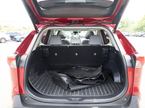 Used 2020 Toyota RAV4 XLE Premium AWD/4WD image 16
