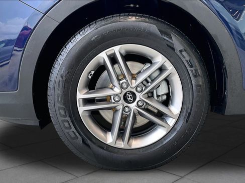 Used 2017 Hyundai Santa Fe Sport FWD image 10