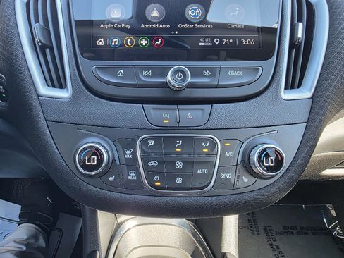 Used 2024 Chevrolet Malibu LT image 22