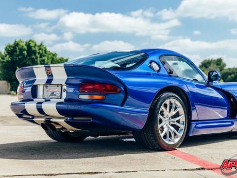 Used 1996 Dodge Viper GTS RWD image 78