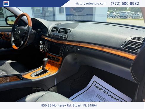 Used 2009 Mercedes-Benz E 320 BlueTEC Sedan image 13