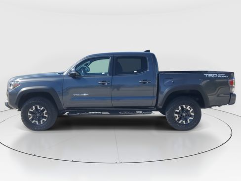 Used 2023 Toyota Tacoma TRD Off-Road image 6
