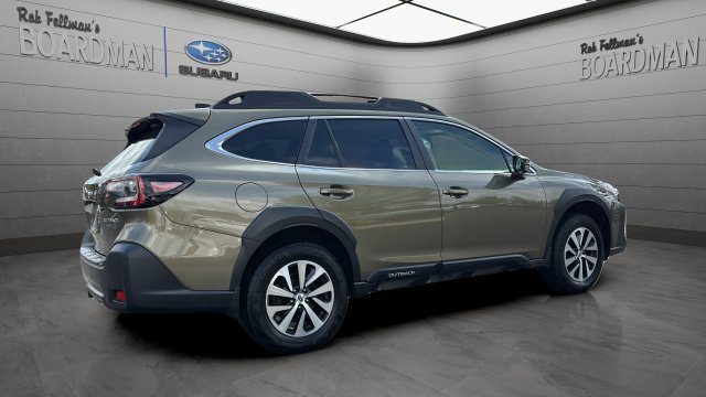 Used 2024 Subaru Outback Premium AWD/4WD image 4