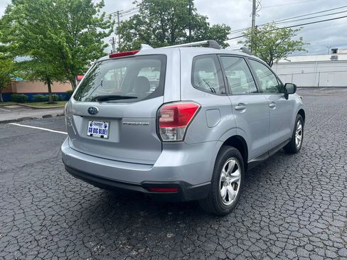 Used 2018 Subaru Forester 2.5i AWD/4WD image 4
