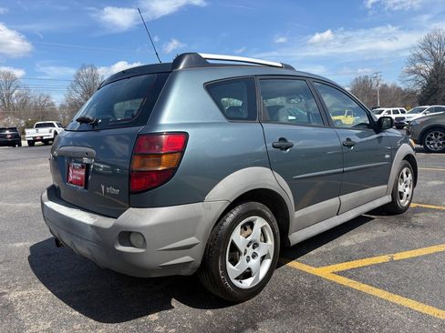 Used 2008 Pontiac Vibe w/ Preferred Package FWD image 6