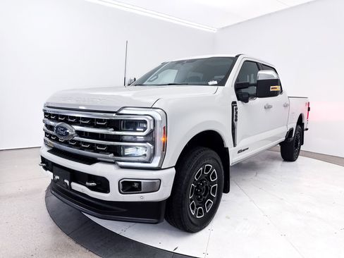 Used 2024 Ford F350 Platinum AWD/4WD image 16