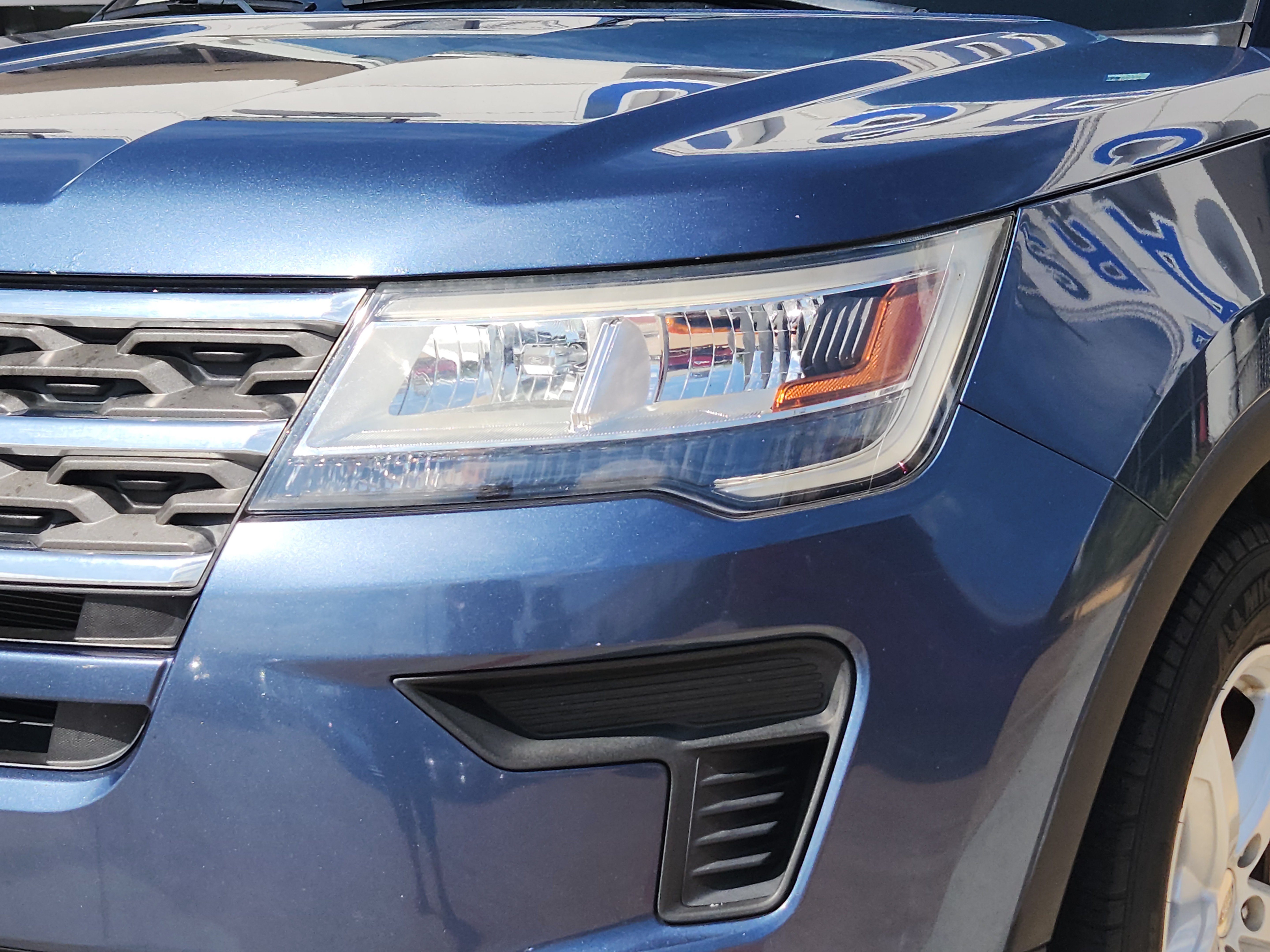 Used 2018 Ford Explorer FWD image 6