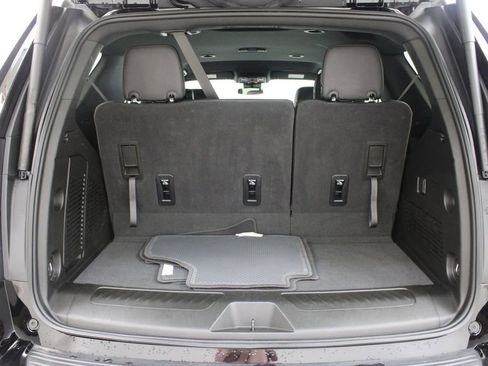 Used 2025 Chevrolet Tahoe LT AWD/4WD image 30