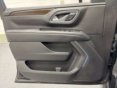 Used 2021 GMC Yukon XL SLE image 25