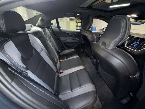 Used 2023 Volvo S60 B5 Ultimate w/ Climate Package AWD/4WD image 16