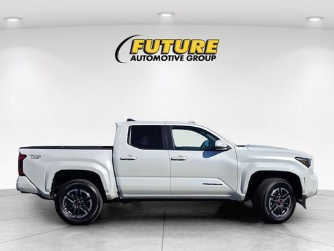 Certified 2024 Toyota Tacoma TRD Sport w/ TRD Sport Upgrade Package AWD/4WD image 4