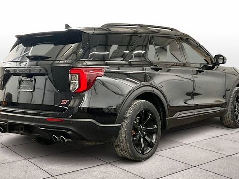 Used 2020 Ford Explorer ST w/ Premium Technology Package image 12