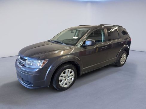Used 2016 Dodge Journey SE image 3