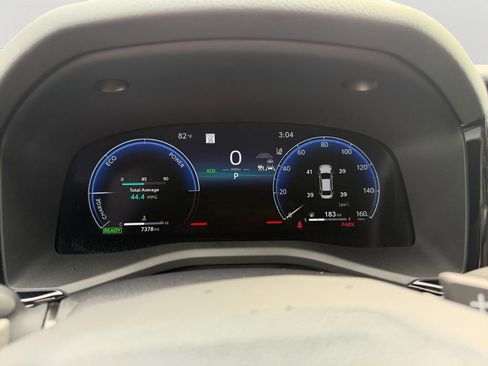 Used 2026 Toyota Camry XSE FWD image 29
