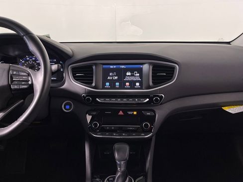 Used 2019 Hyundai Ioniq Plug-In Hybrid image 16